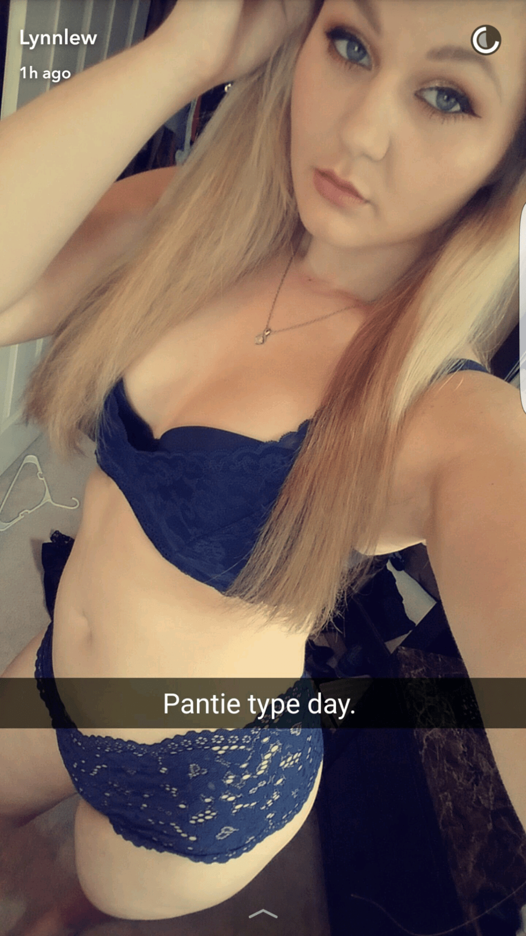 wisco teen blonde selfie panty snapchat